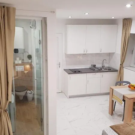 Tales Of - 100 Meters From The Seafront Apartment Split