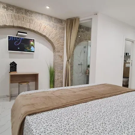 Tales Of - 100 Meters From The Seafront * Spalato